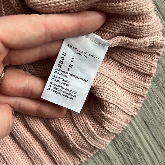 American Eagle Light Pink Sweater Size S - Picture 3 of 6